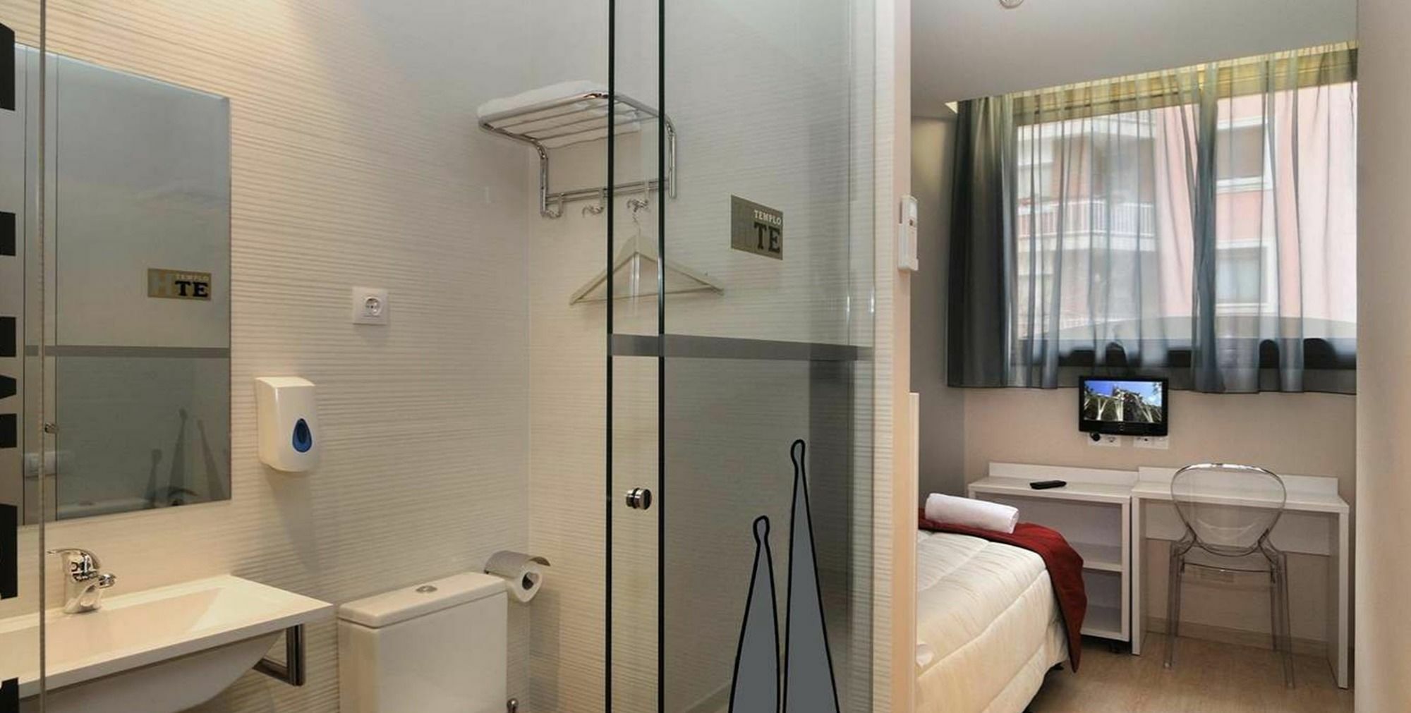 Hostemplo Sagrada Familia Gasthuis 3*