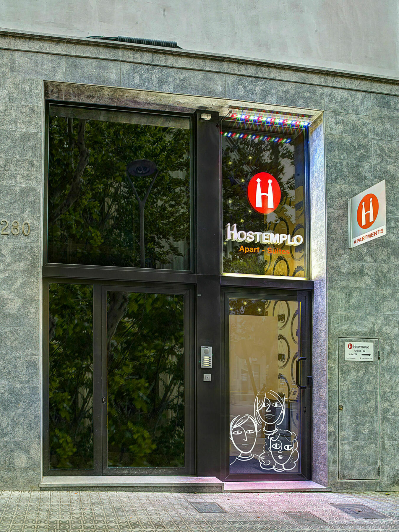 Gasthuis Hostemplo Sagrada Familia 3*